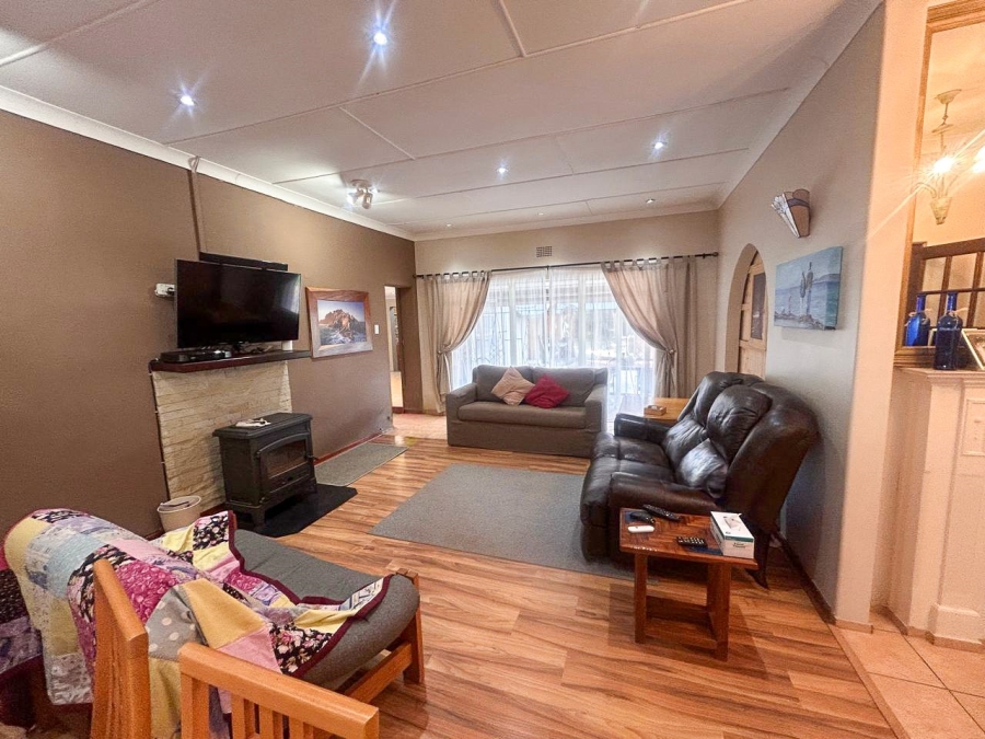 4 Bedroom Property for Sale in Baillie Park North West